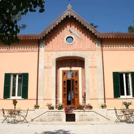 Tenuta Colavecchio Casa rural *